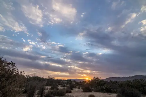 Hermosas nubes en el atardecer, cerca de Combarbalá.